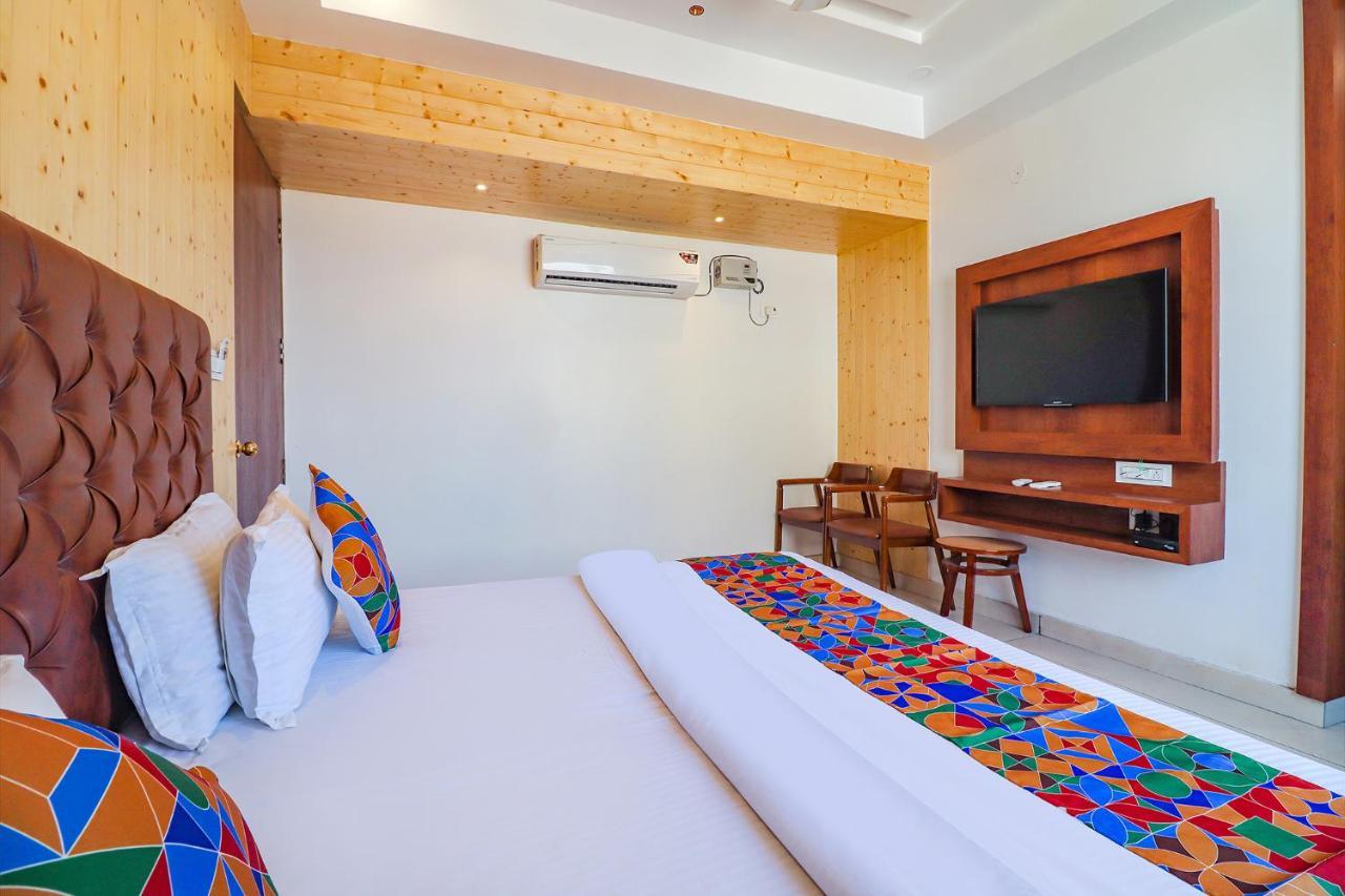Fabhotel Grand Arya Patna  Eksteriør bilde